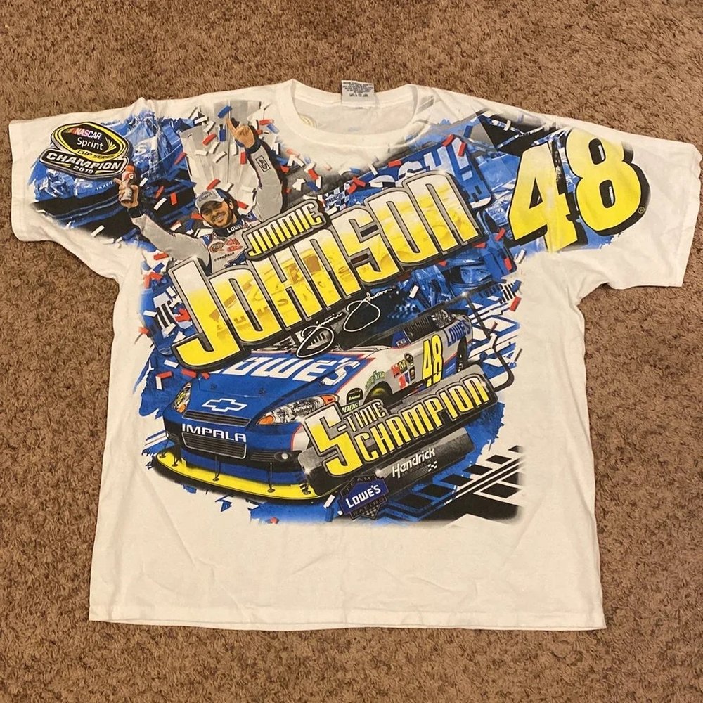 Vintage y2k Jimmie Johnson NASCAR shortsleeve